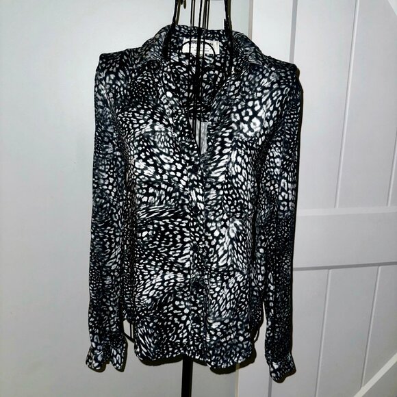 Anthropologie women’s small long sleeved‎ blouse top EUC - Picture 1 of 7
